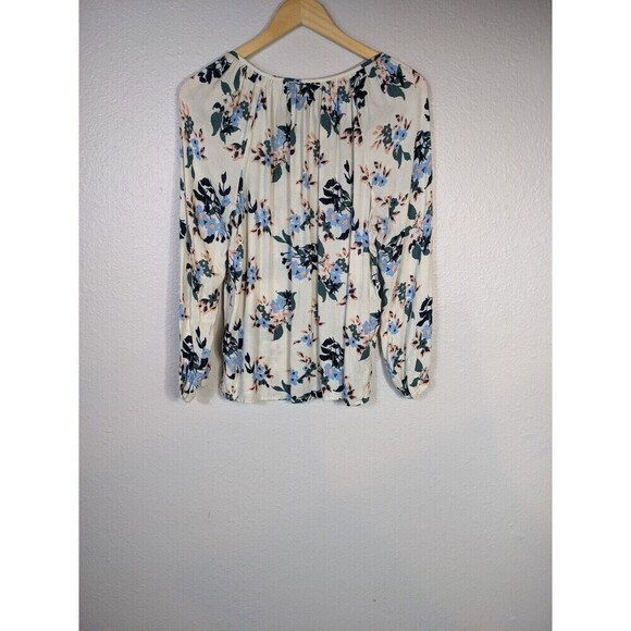 Lucky Brand White Blue Floral Top Medium Boho Blouse - Picture 2 of 5